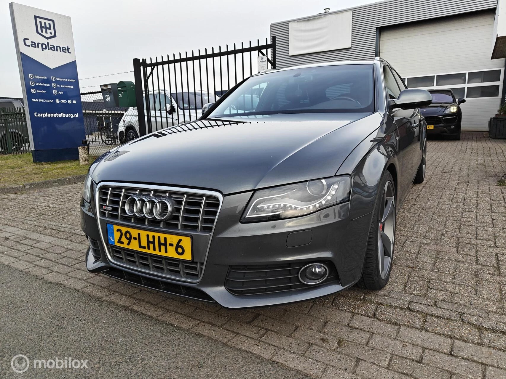 Hoofdafbeelding Audi A4