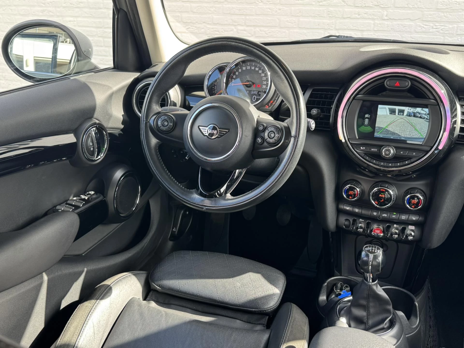 Hoofdafbeelding MINI 5-deurs