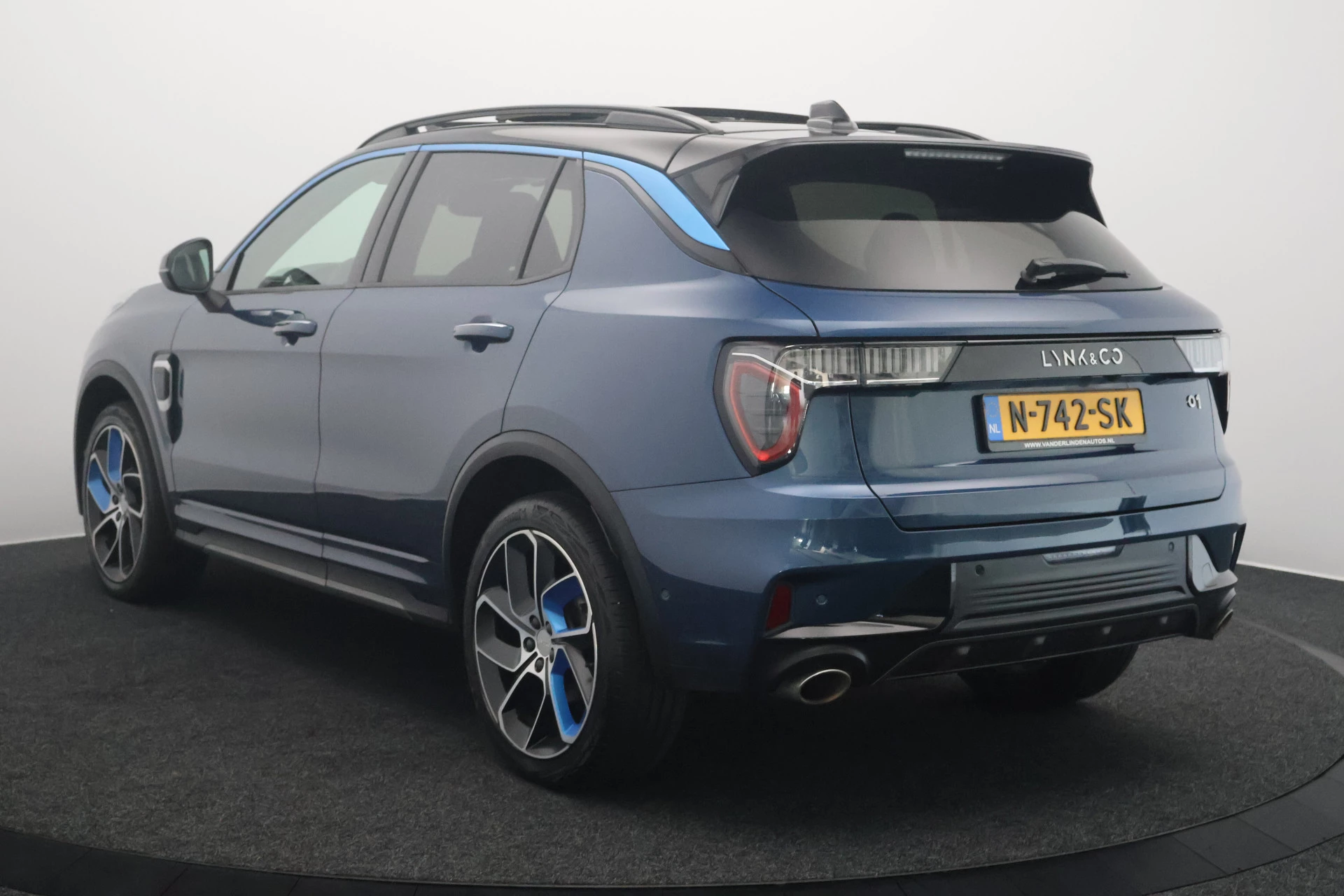 Hoofdafbeelding Lynk & Co 01