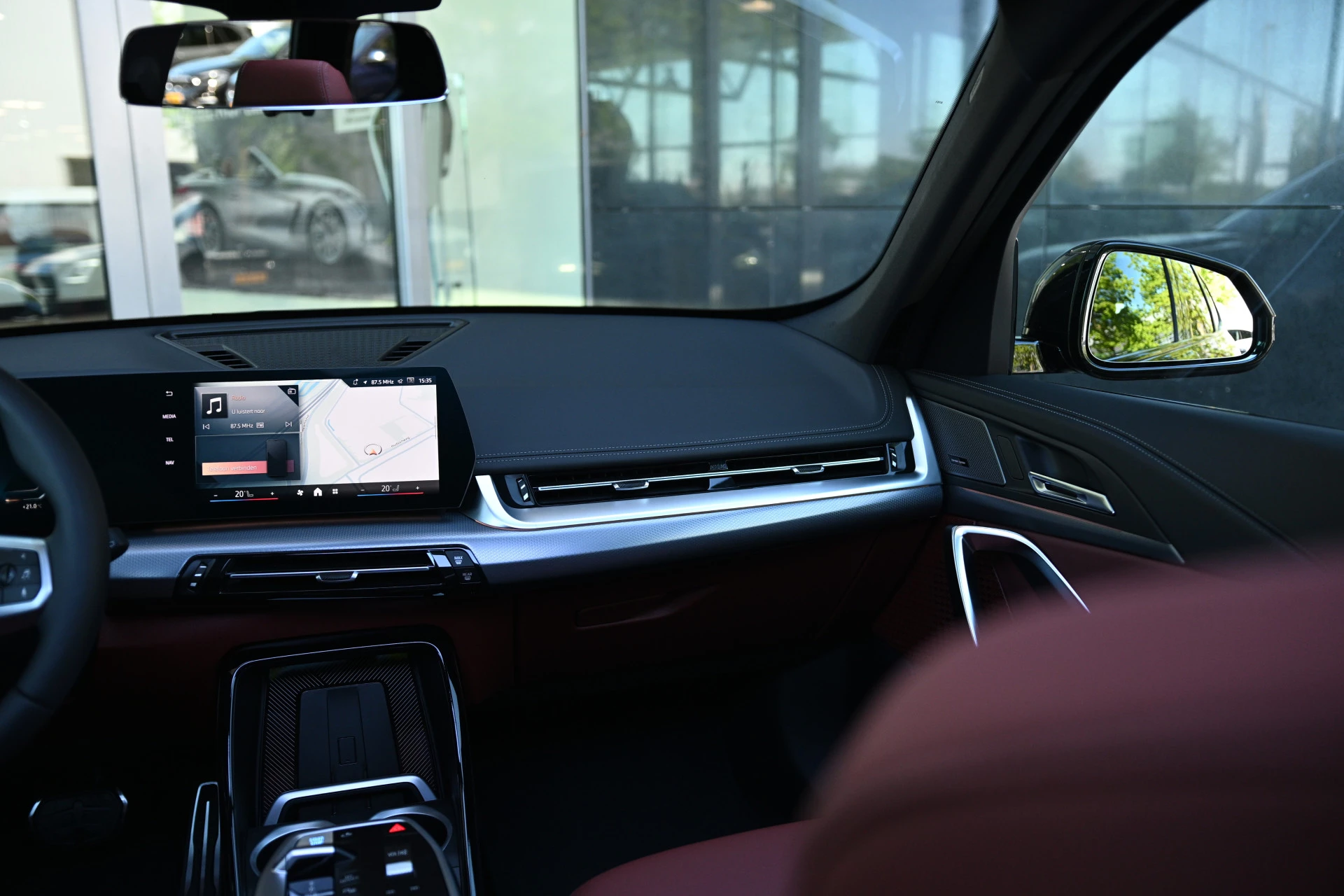 Hoofdafbeelding BMW iX1