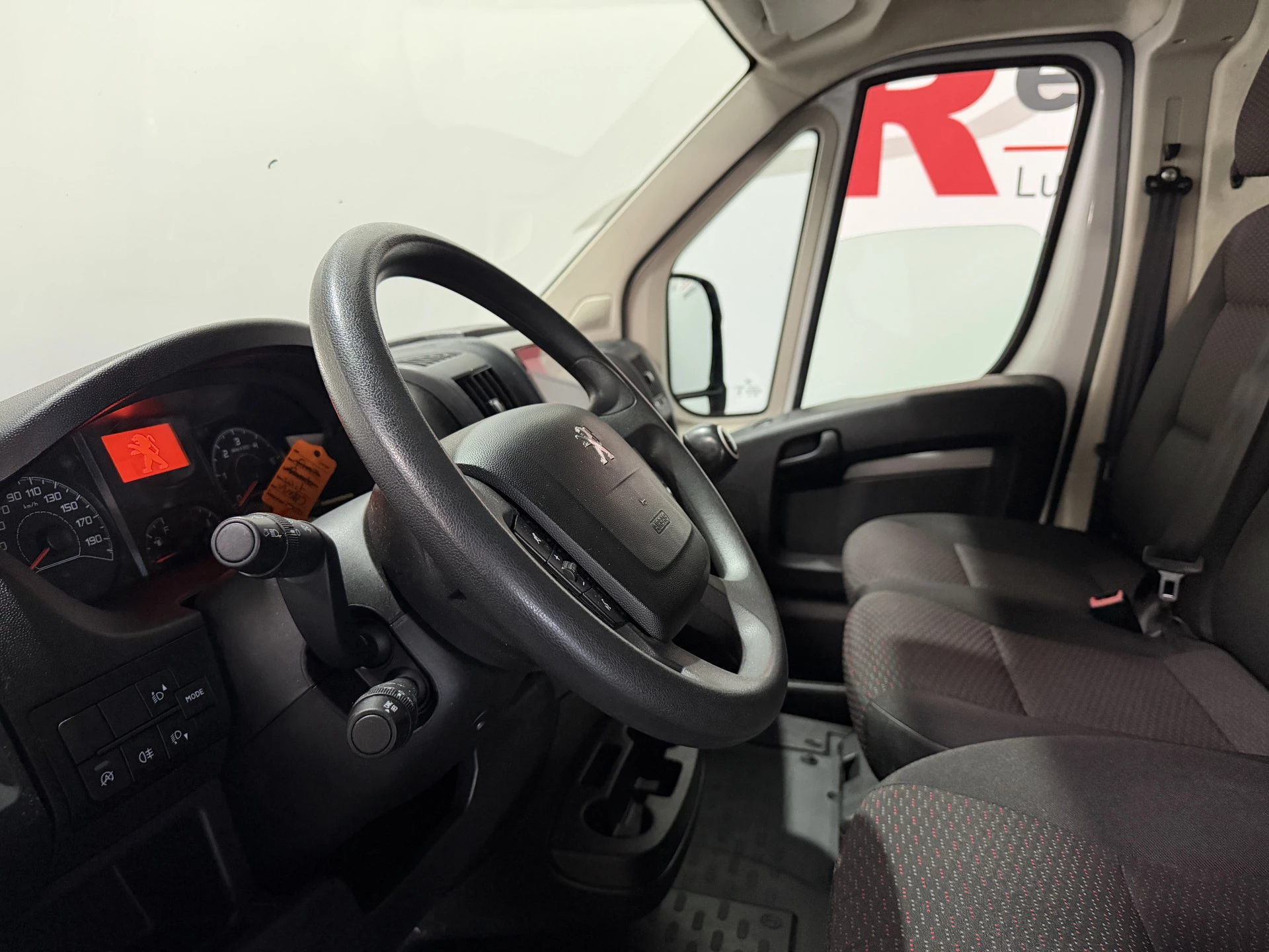 Hoofdafbeelding Peugeot Boxer