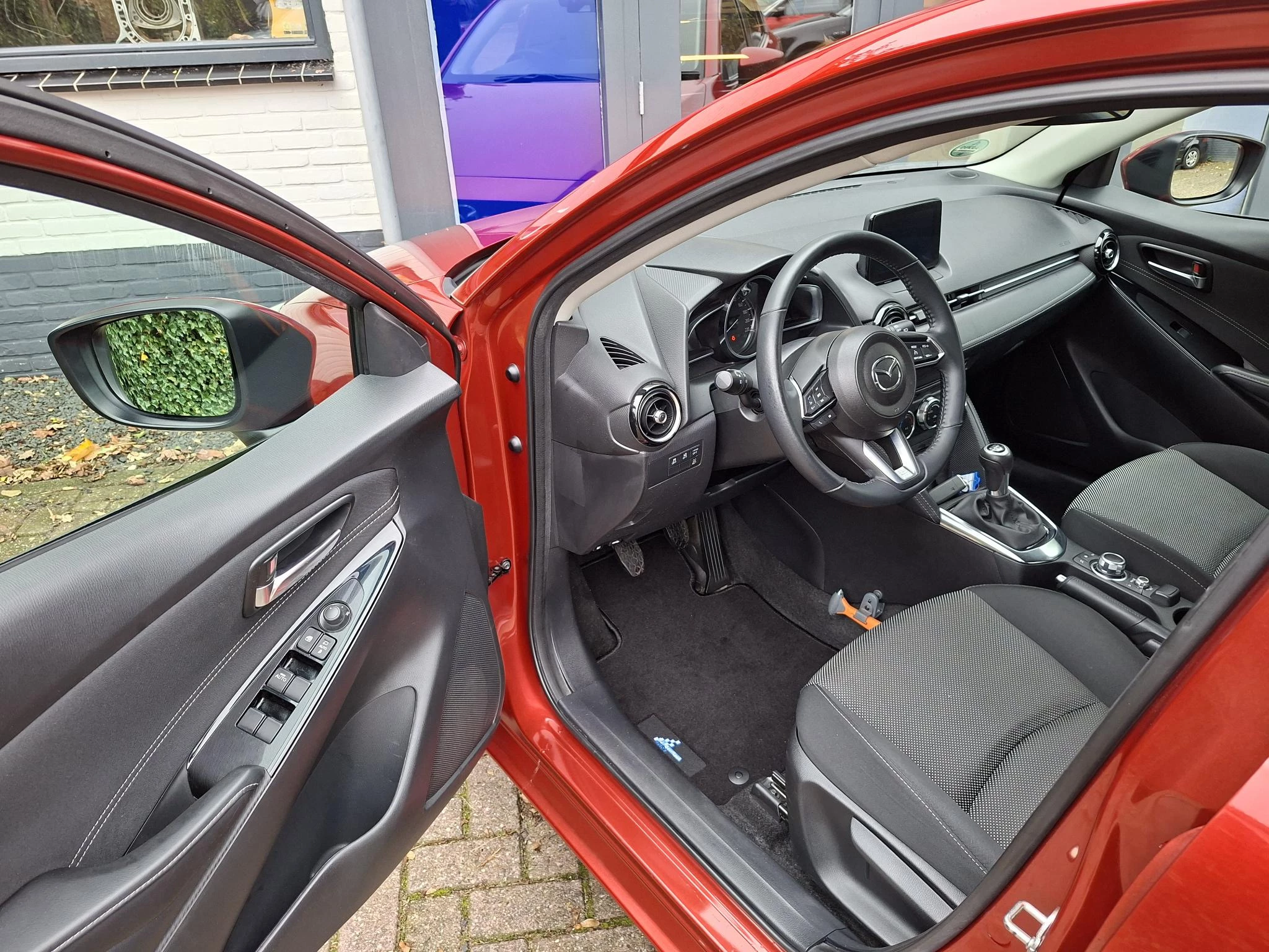 Hoofdafbeelding Mazda 2