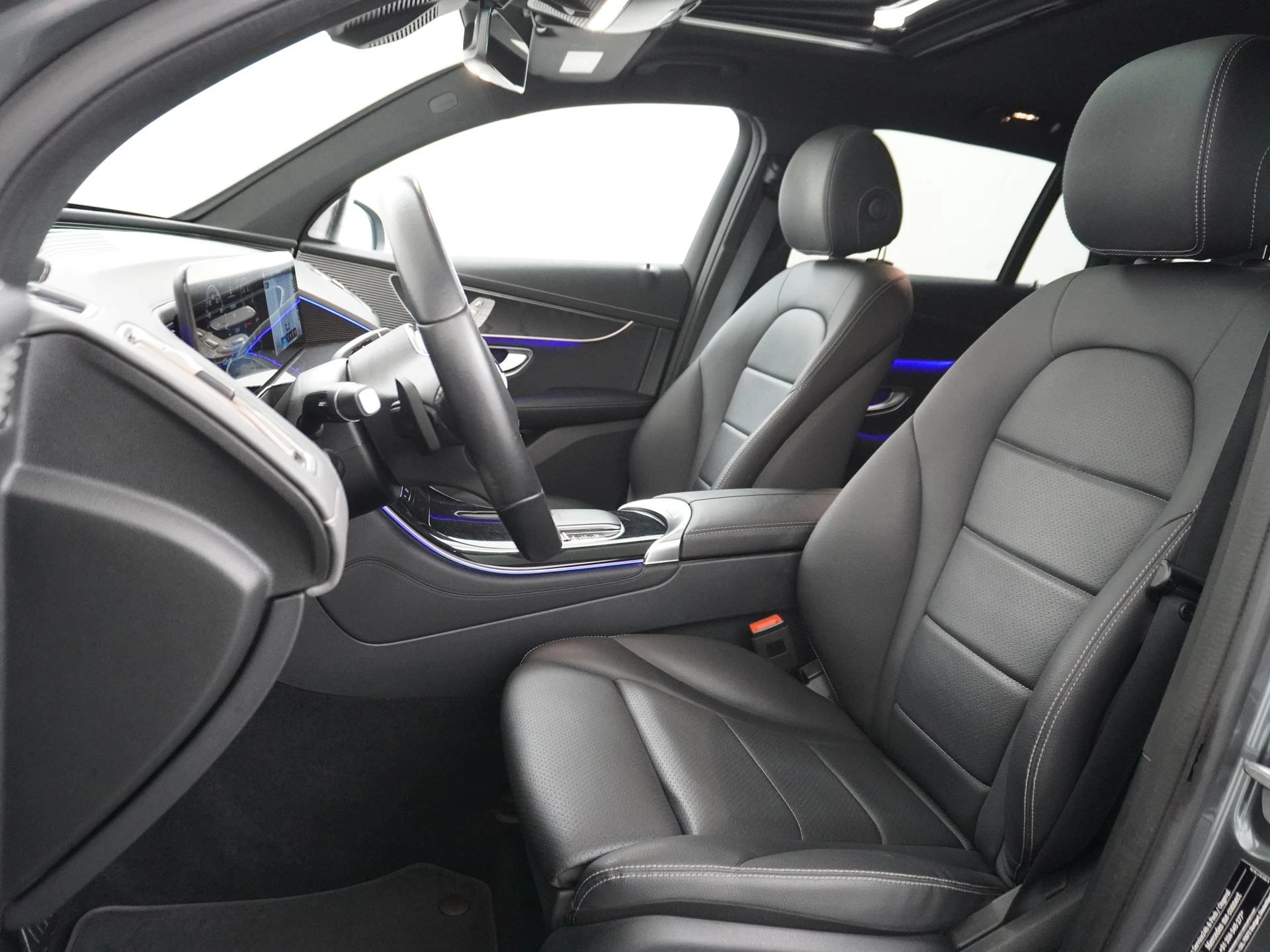 Hoofdafbeelding Mercedes-Benz EQC