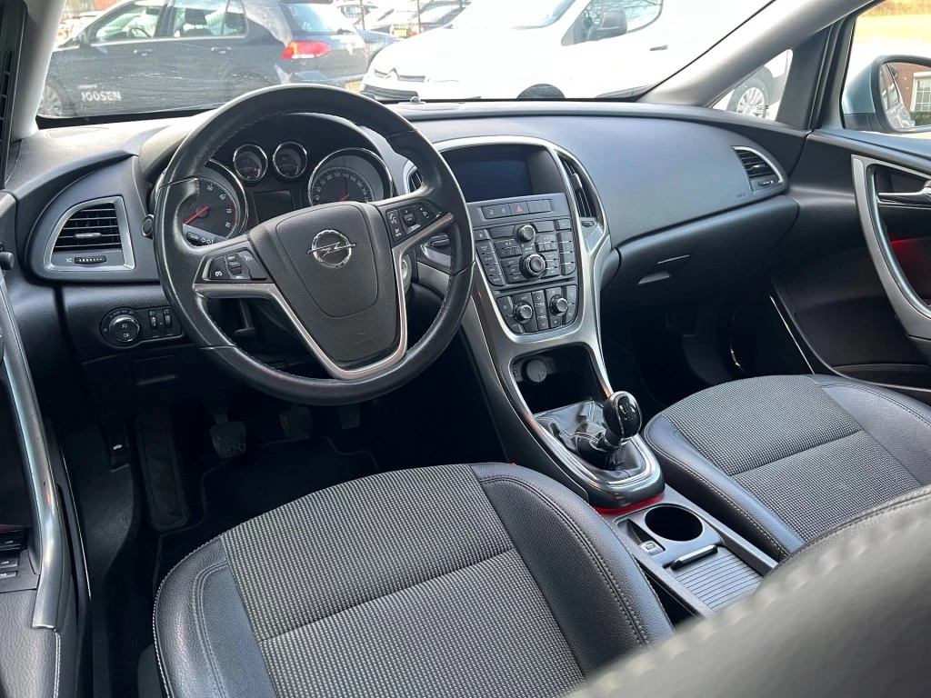 Hoofdafbeelding Opel Astra