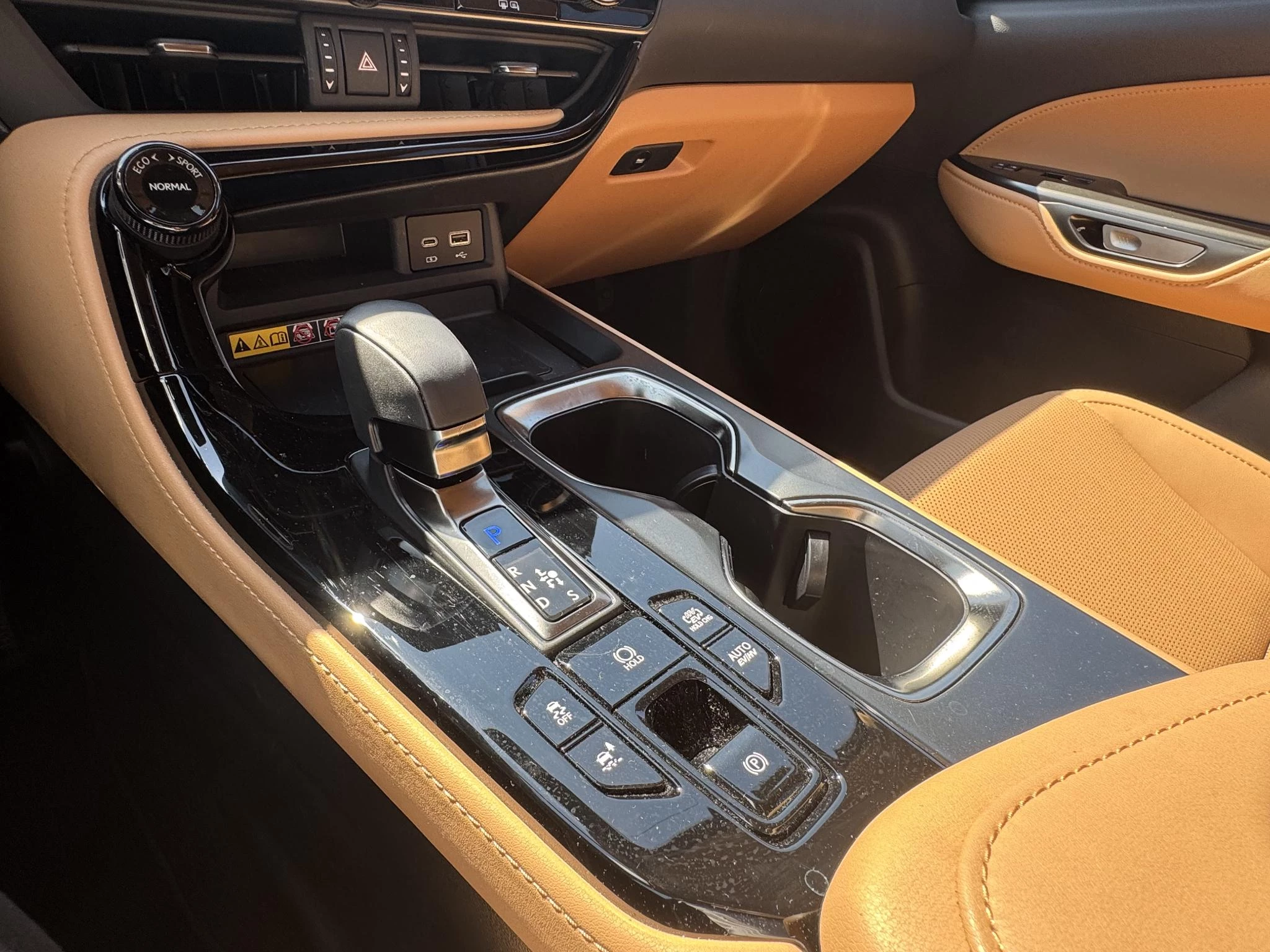 Hoofdafbeelding Lexus NX