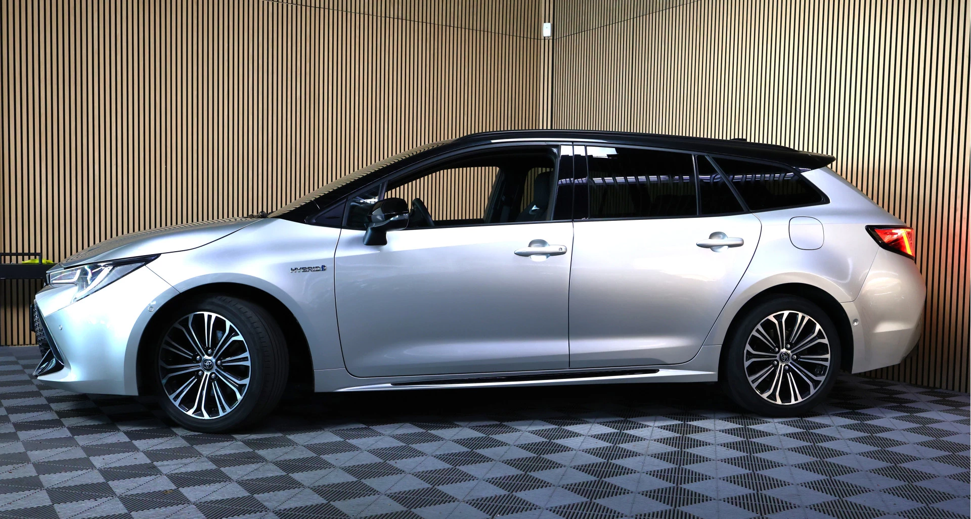 Hoofdafbeelding Toyota Corolla Touring Sports