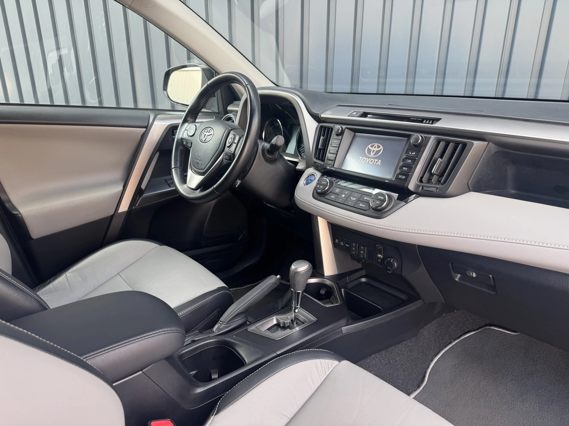Hoofdafbeelding Toyota RAV4