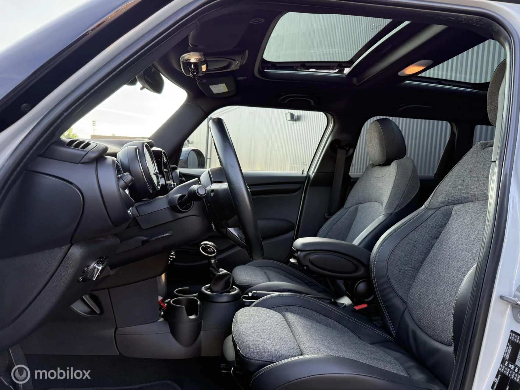 Hoofdafbeelding MINI Cooper
