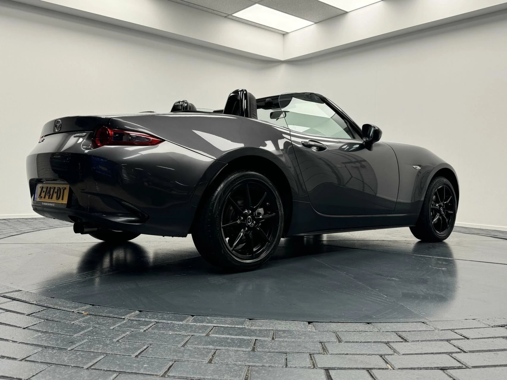 Hoofdafbeelding Mazda MX-5