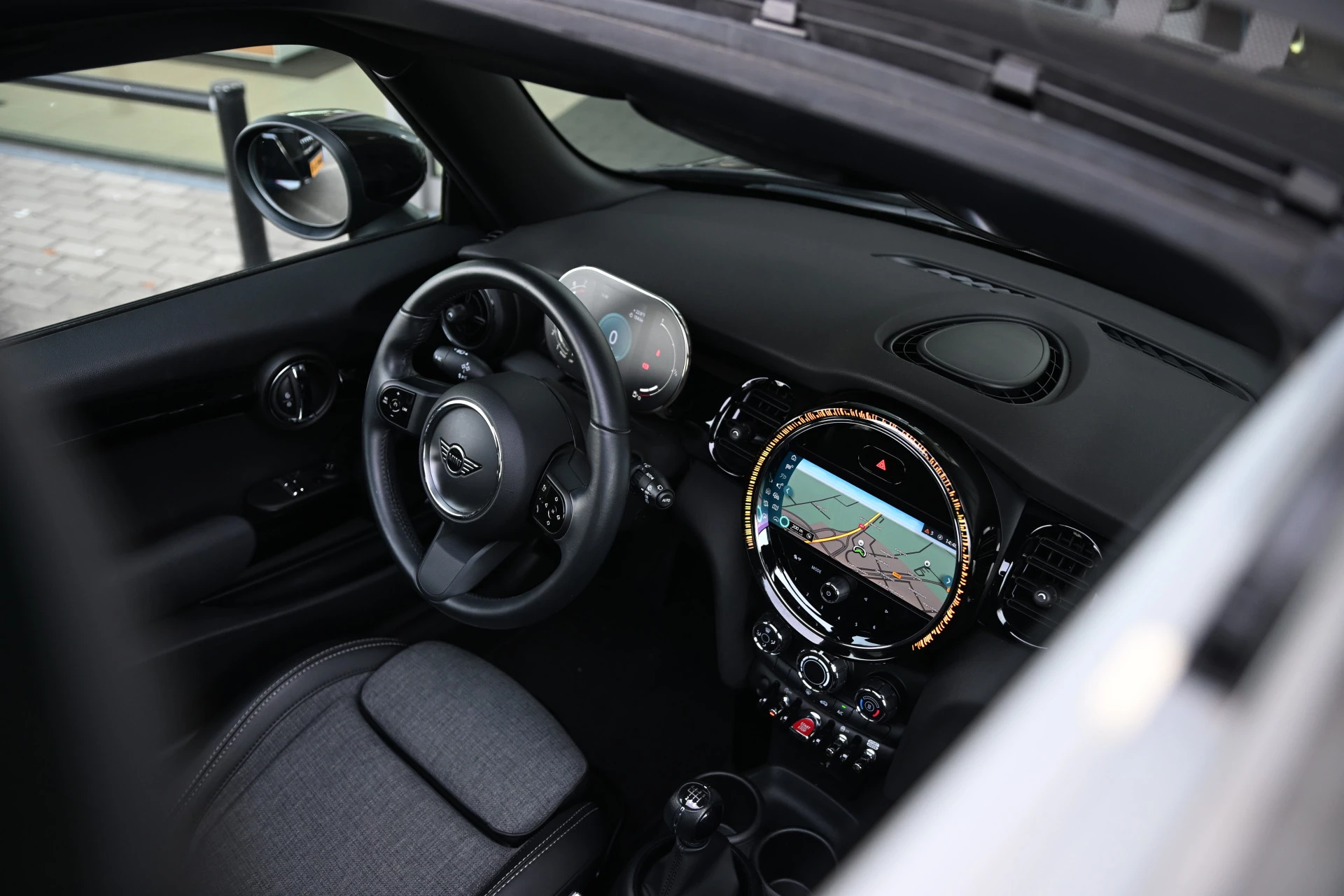 Hoofdafbeelding MINI One