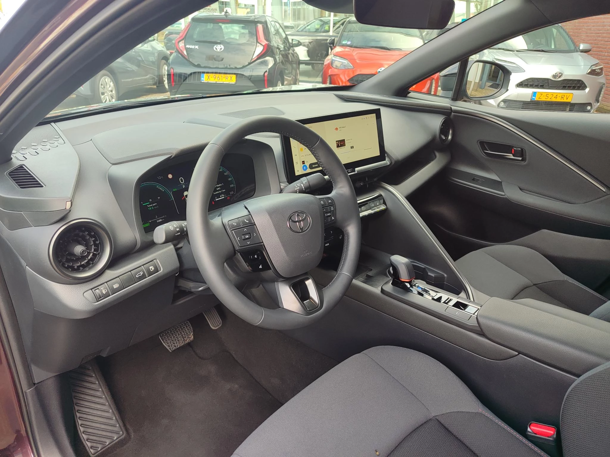 Hoofdafbeelding Toyota C-HR