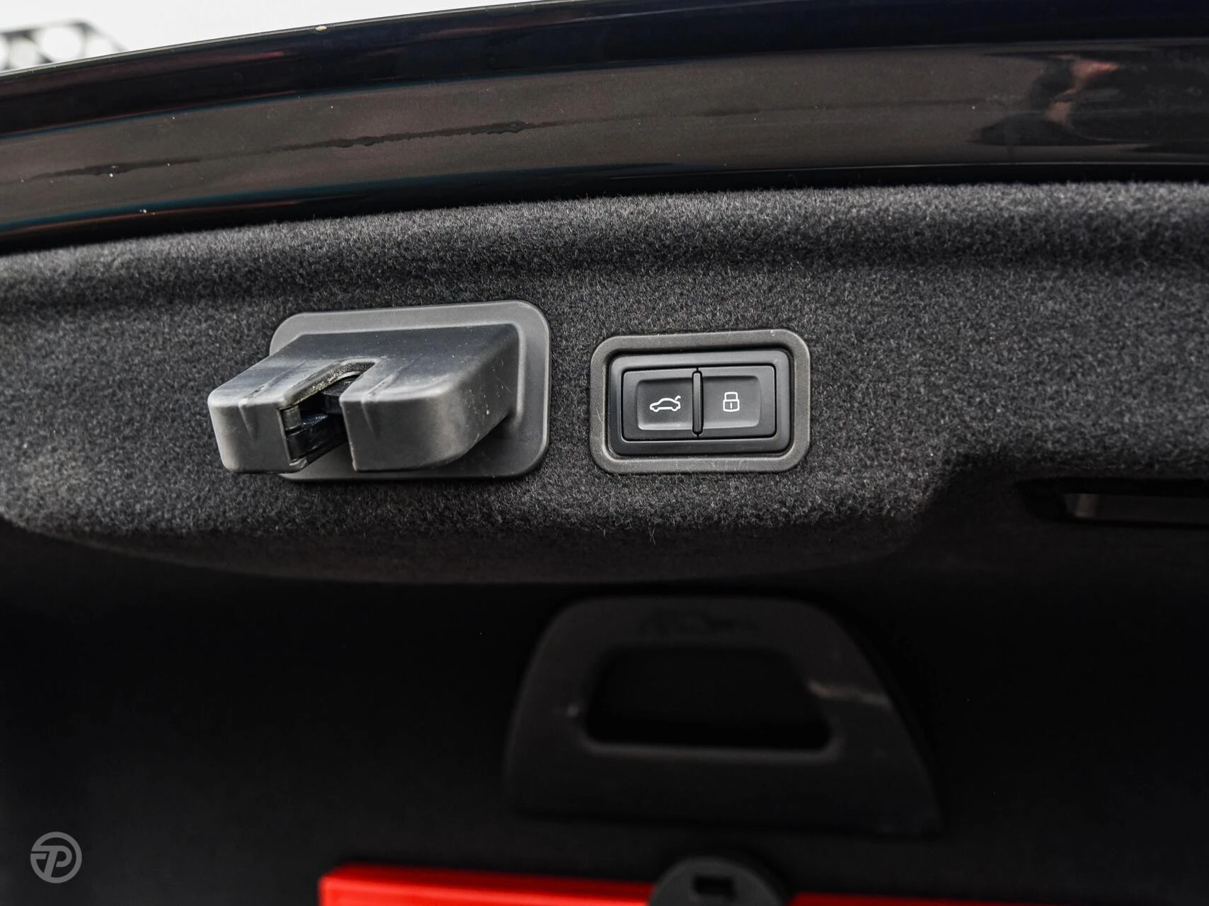 Hoofdafbeelding Audi A8