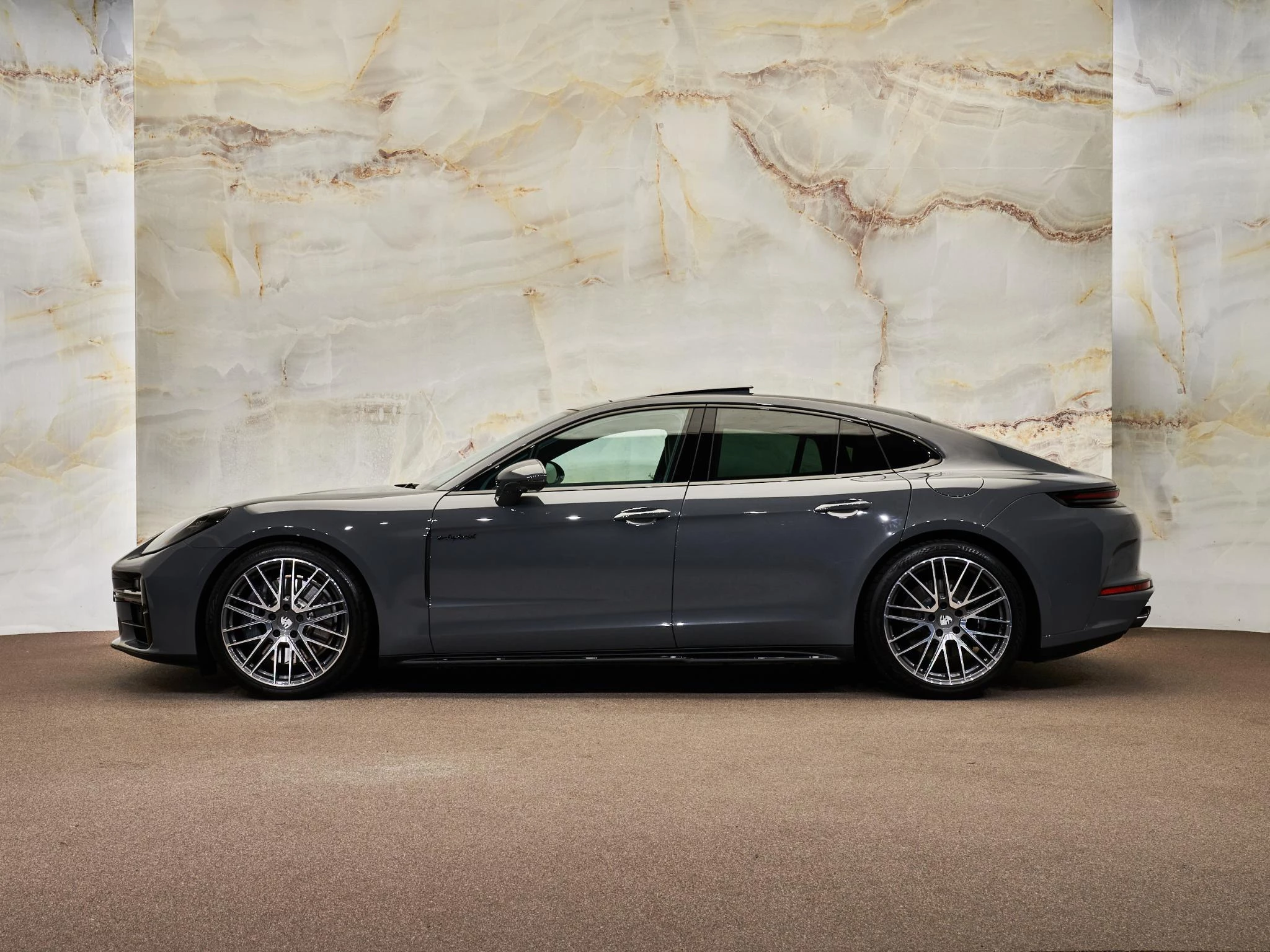 Hoofdafbeelding Porsche Panamera
