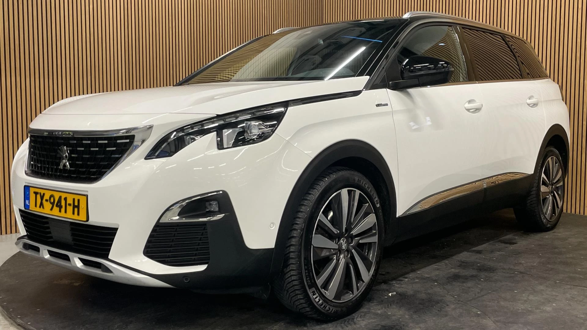Hoofdafbeelding Peugeot 5008