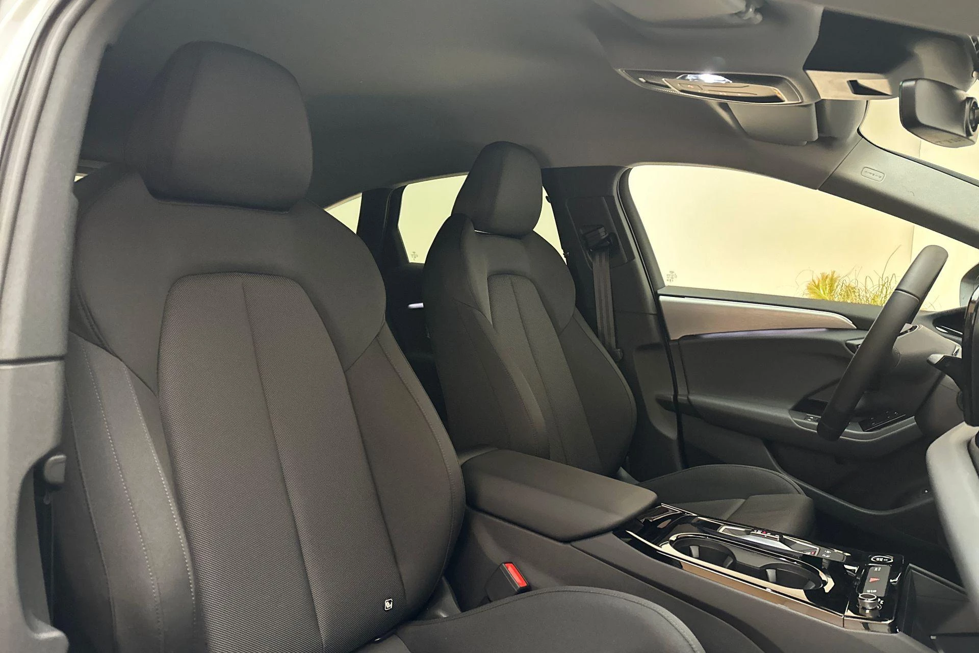 Hoofdafbeelding Audi A6 e-tron