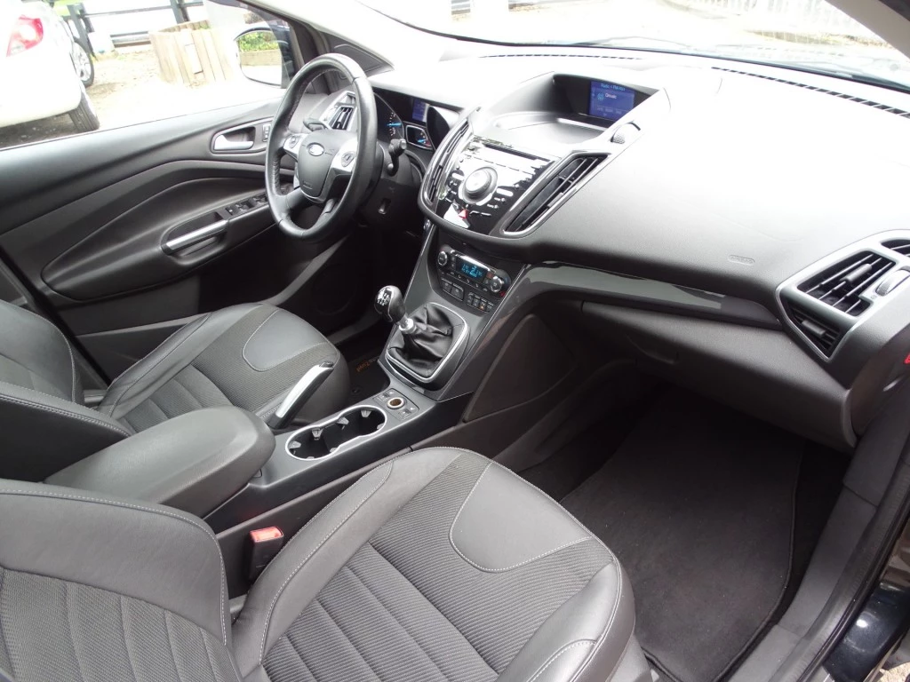 Hoofdafbeelding Ford Kuga