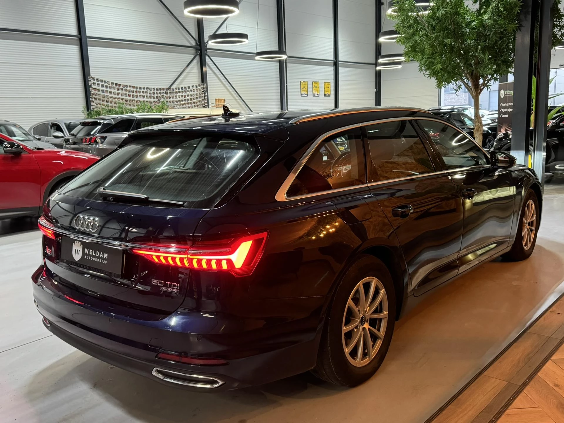 Hoofdafbeelding Audi A6