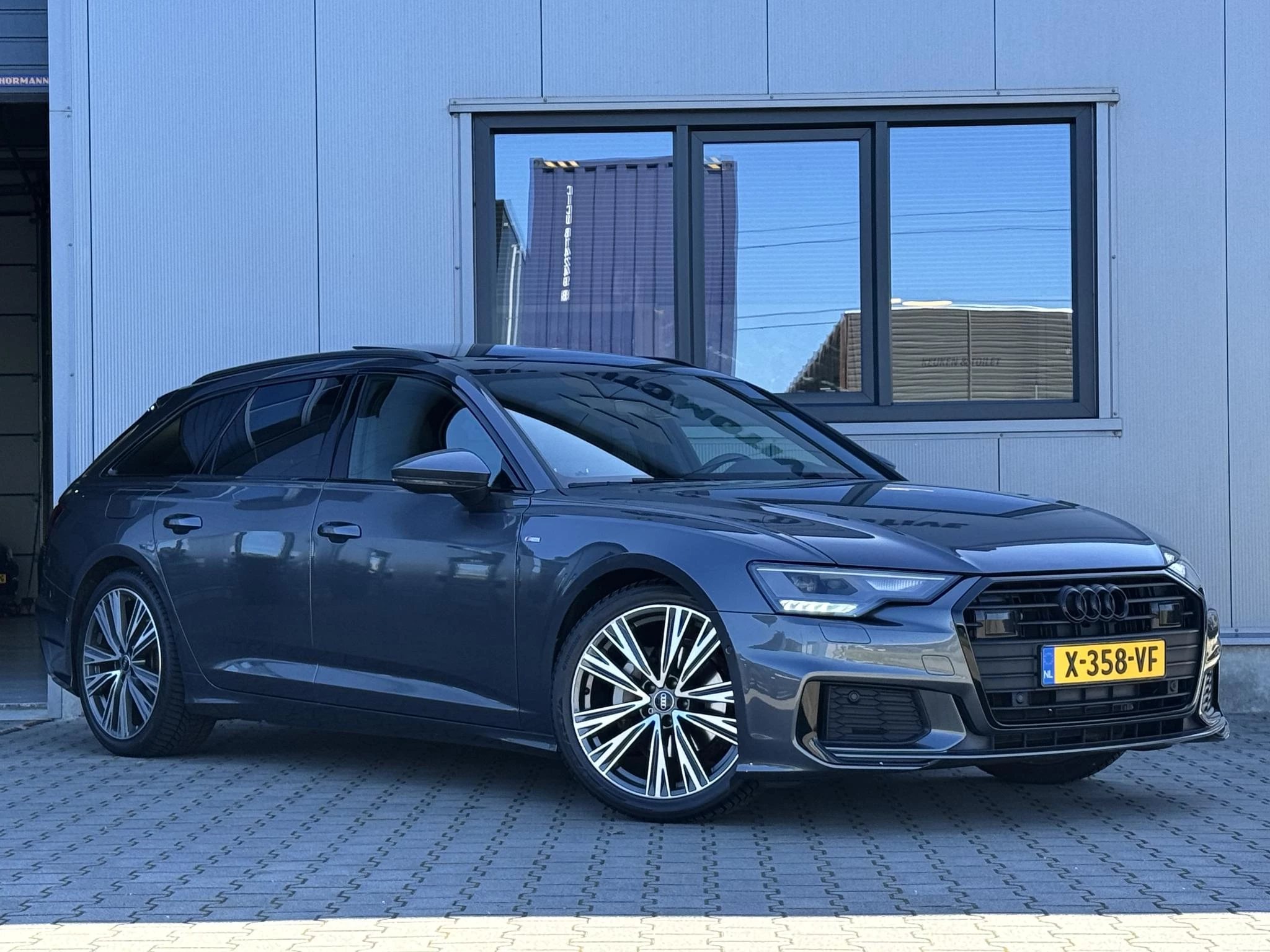 Hoofdafbeelding Audi A6