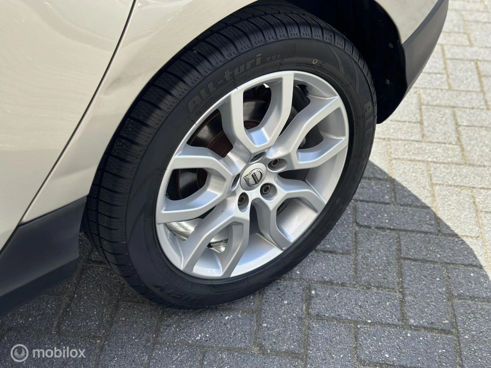 Hoofdafbeelding Volvo V40