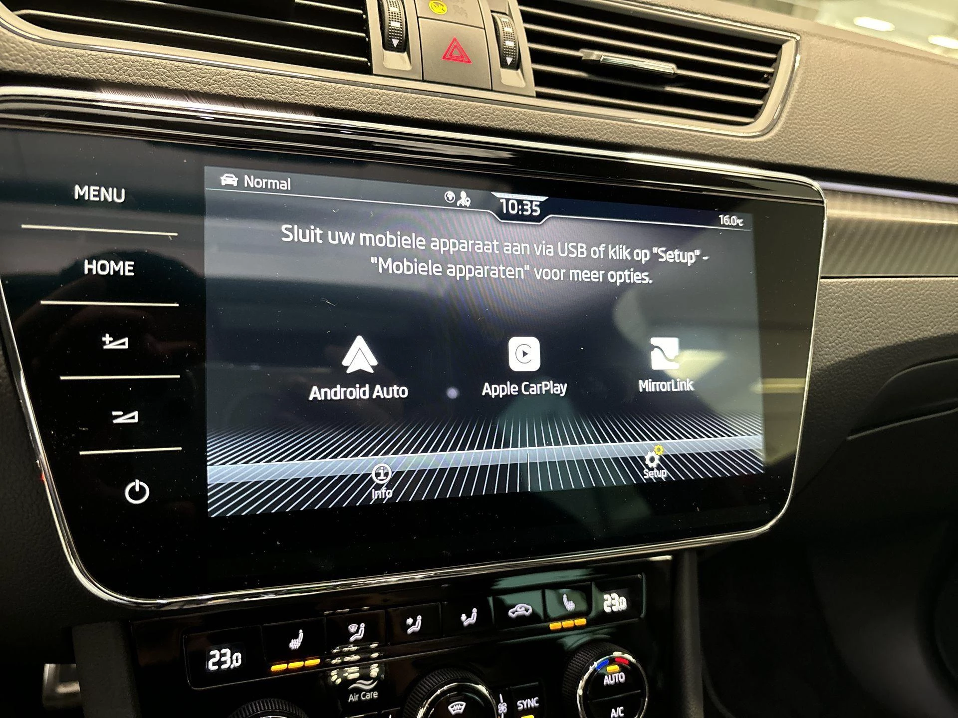 Hoofdafbeelding Škoda Superb