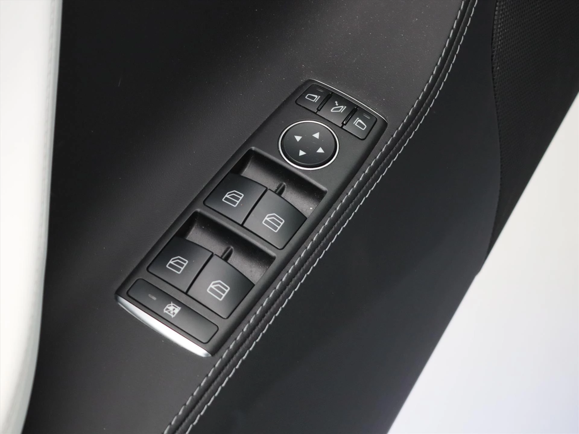 Hoofdafbeelding Tesla Model S
