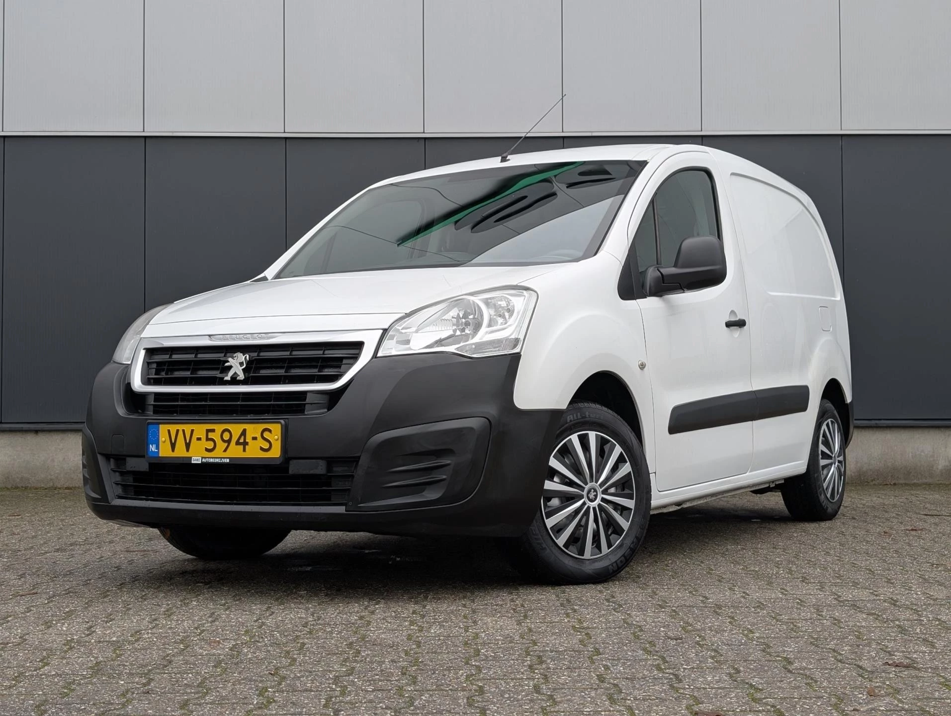 Hoofdafbeelding Peugeot Partner