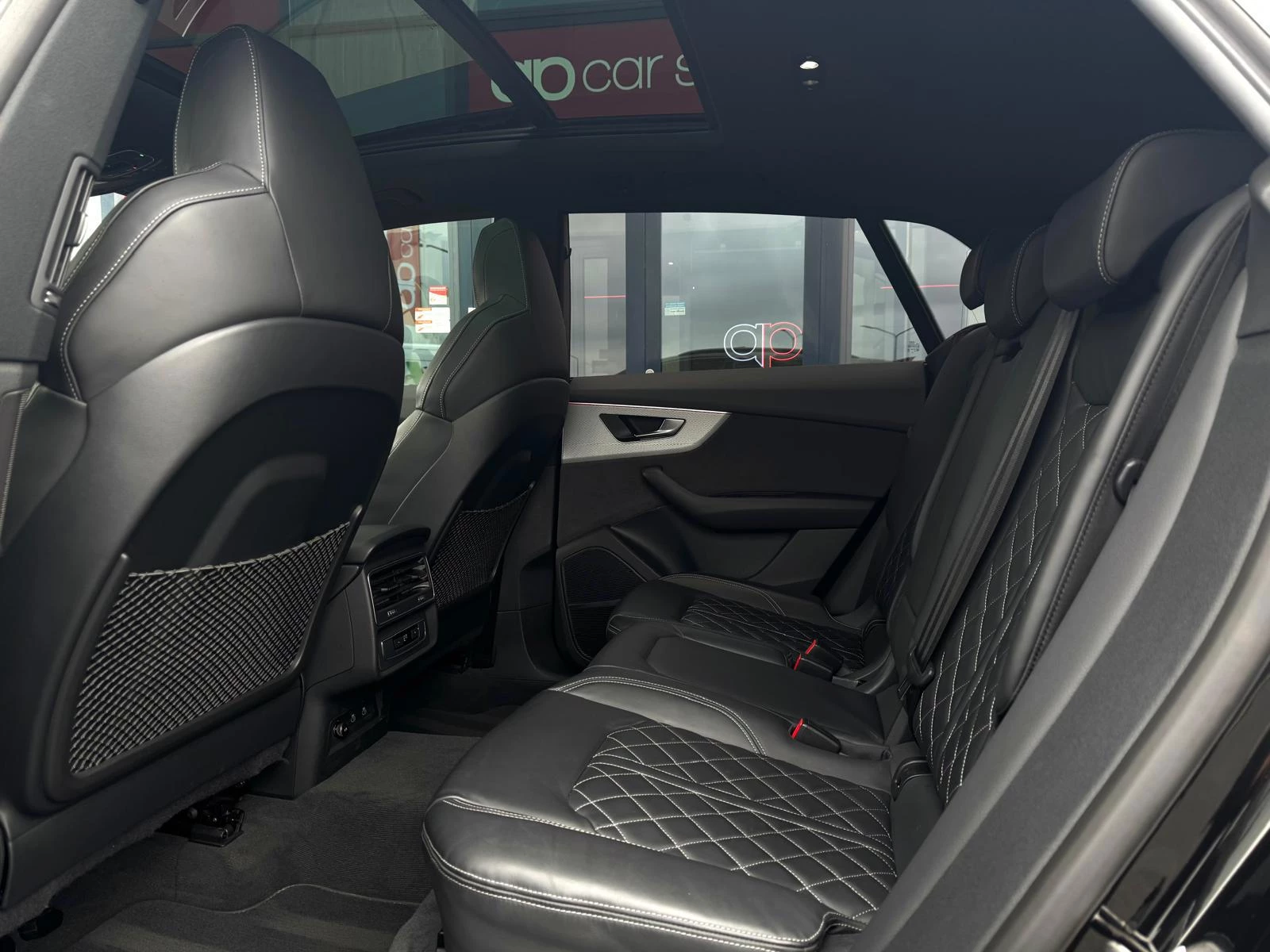 Hoofdafbeelding Audi Q8