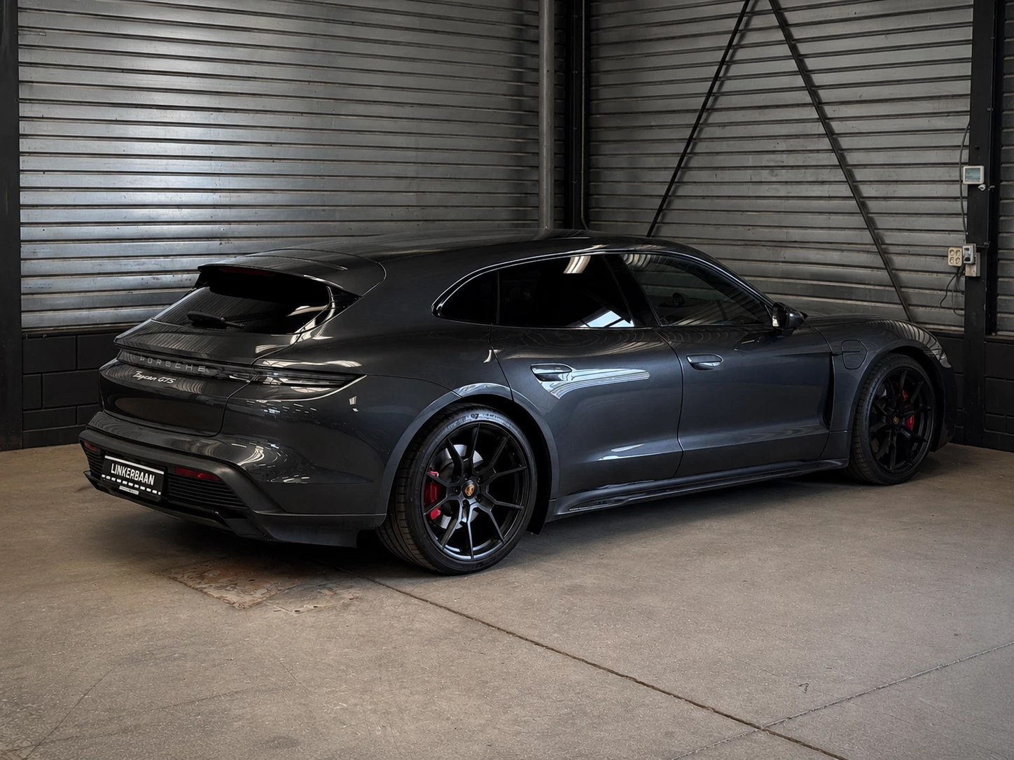 Hoofdafbeelding Porsche Taycan
