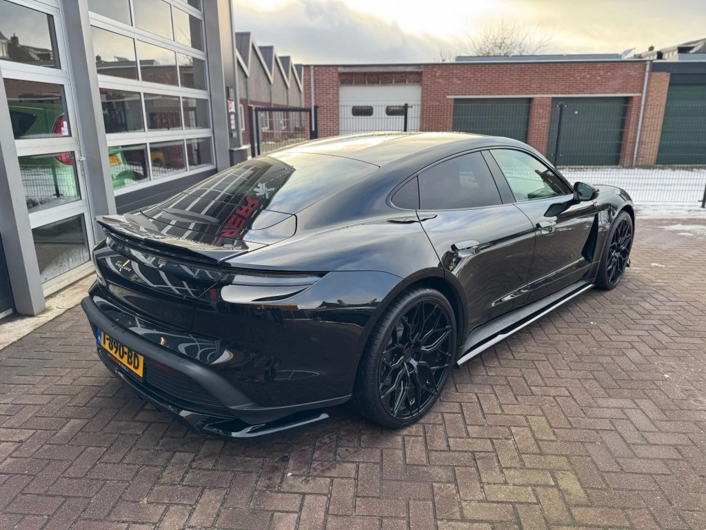 Hoofdafbeelding Porsche Taycan