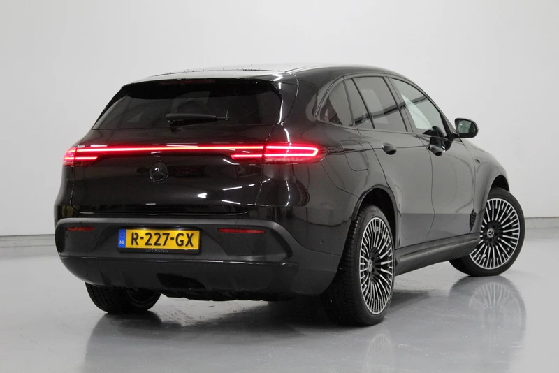 Hoofdafbeelding Mercedes-Benz EQC