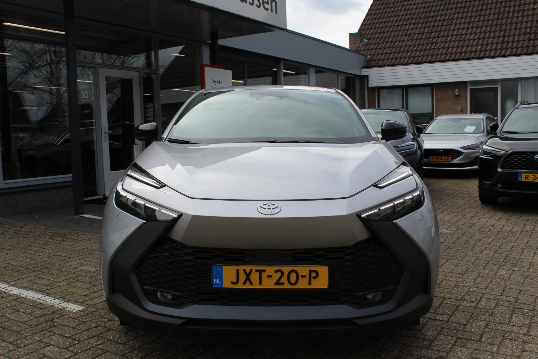 Hoofdafbeelding Toyota C-HR