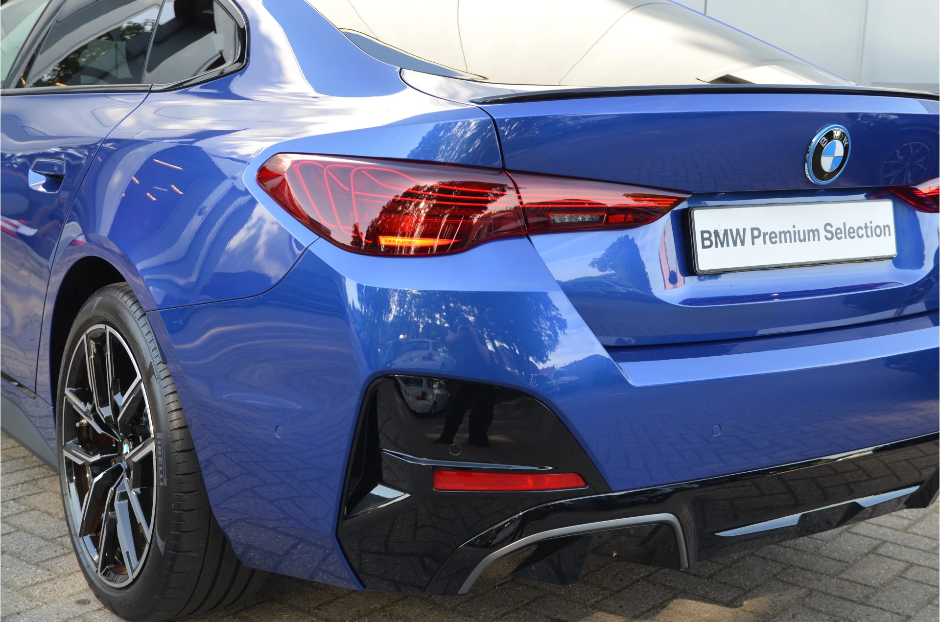 Hoofdafbeelding BMW i4