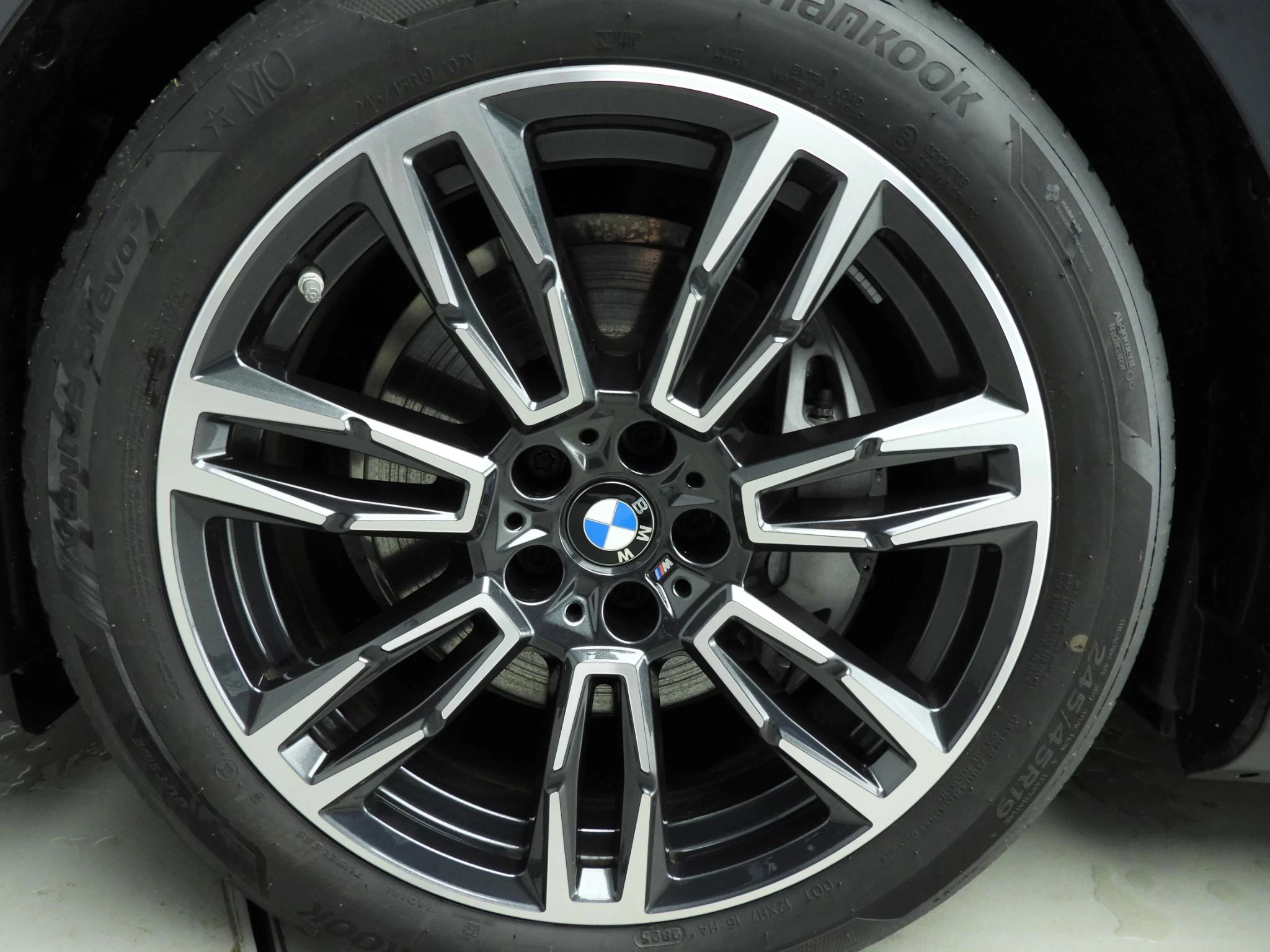 Hoofdafbeelding BMW i5