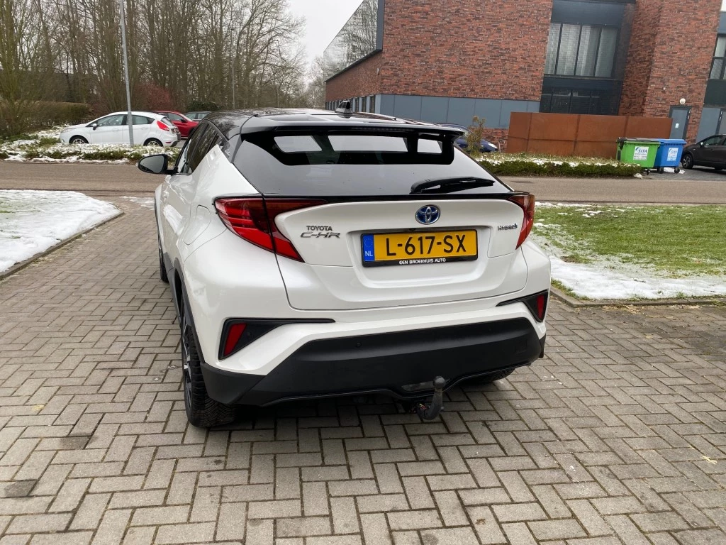 Hoofdafbeelding Toyota C-HR