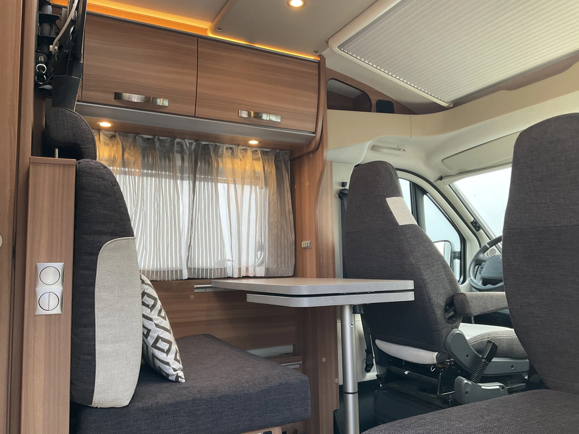 Hoofdafbeelding Weinsberg R57