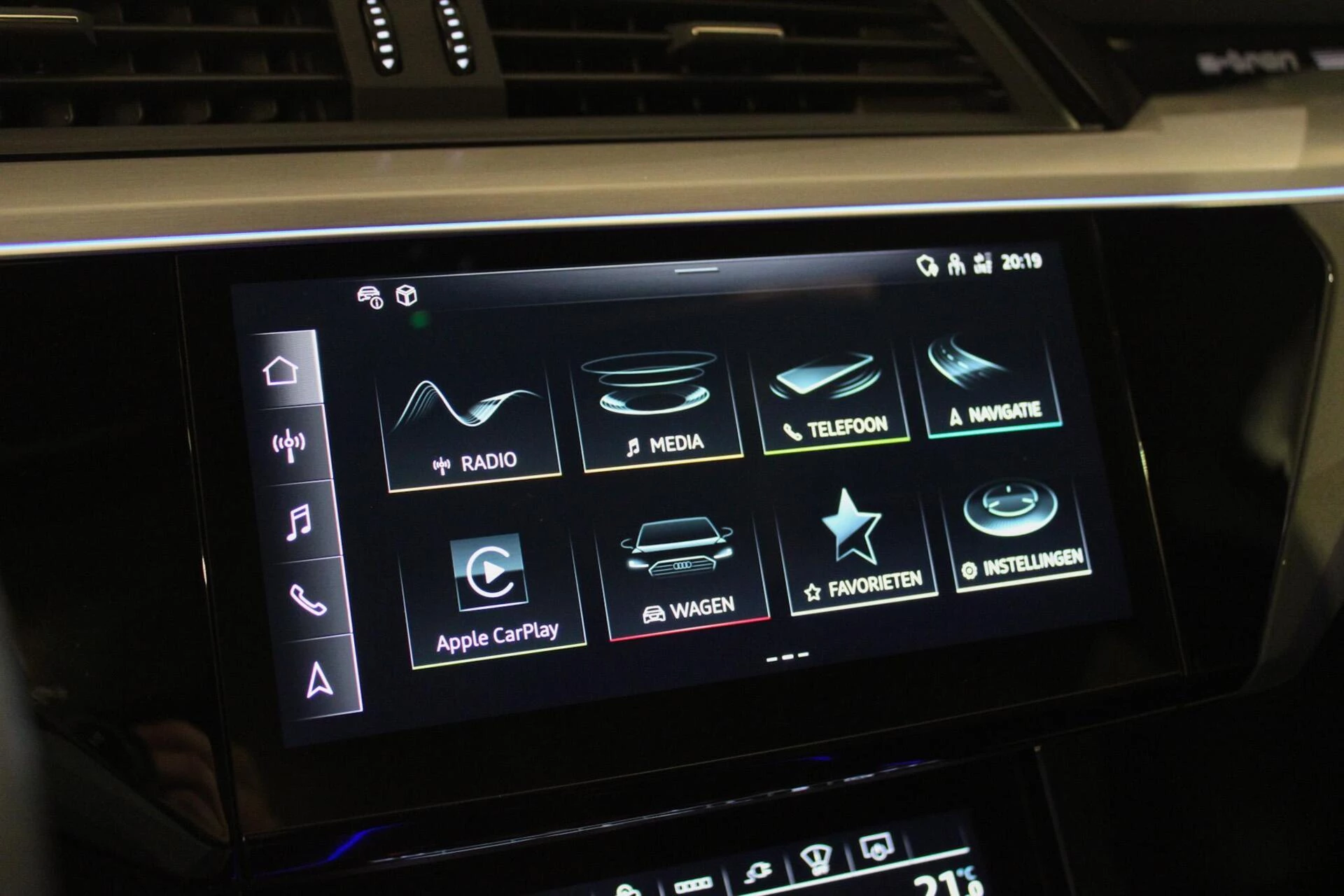 Hoofdafbeelding Audi e-tron