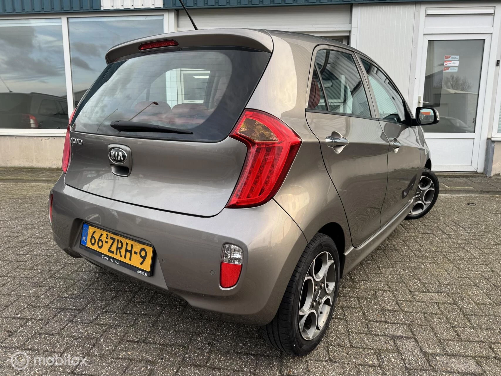 Hoofdafbeelding Kia Picanto