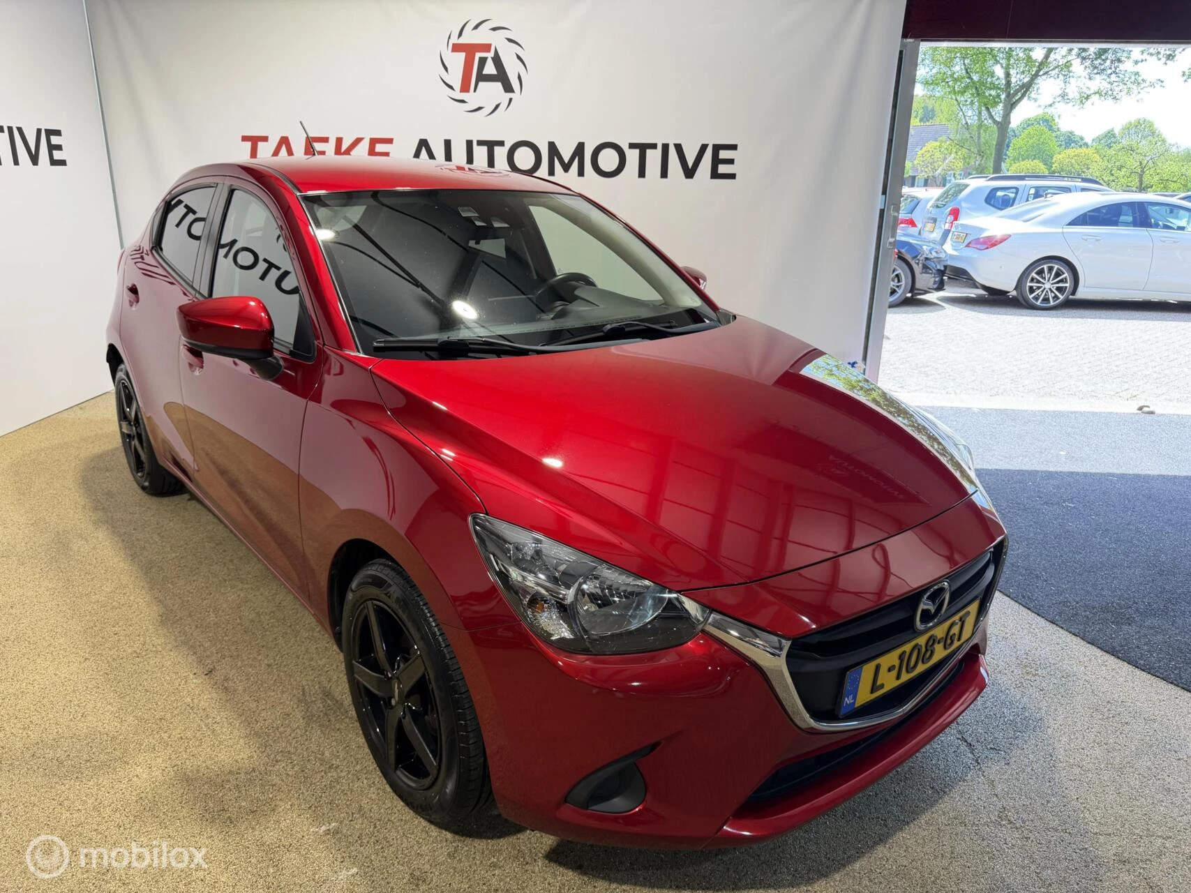 Hoofdafbeelding Mazda 2