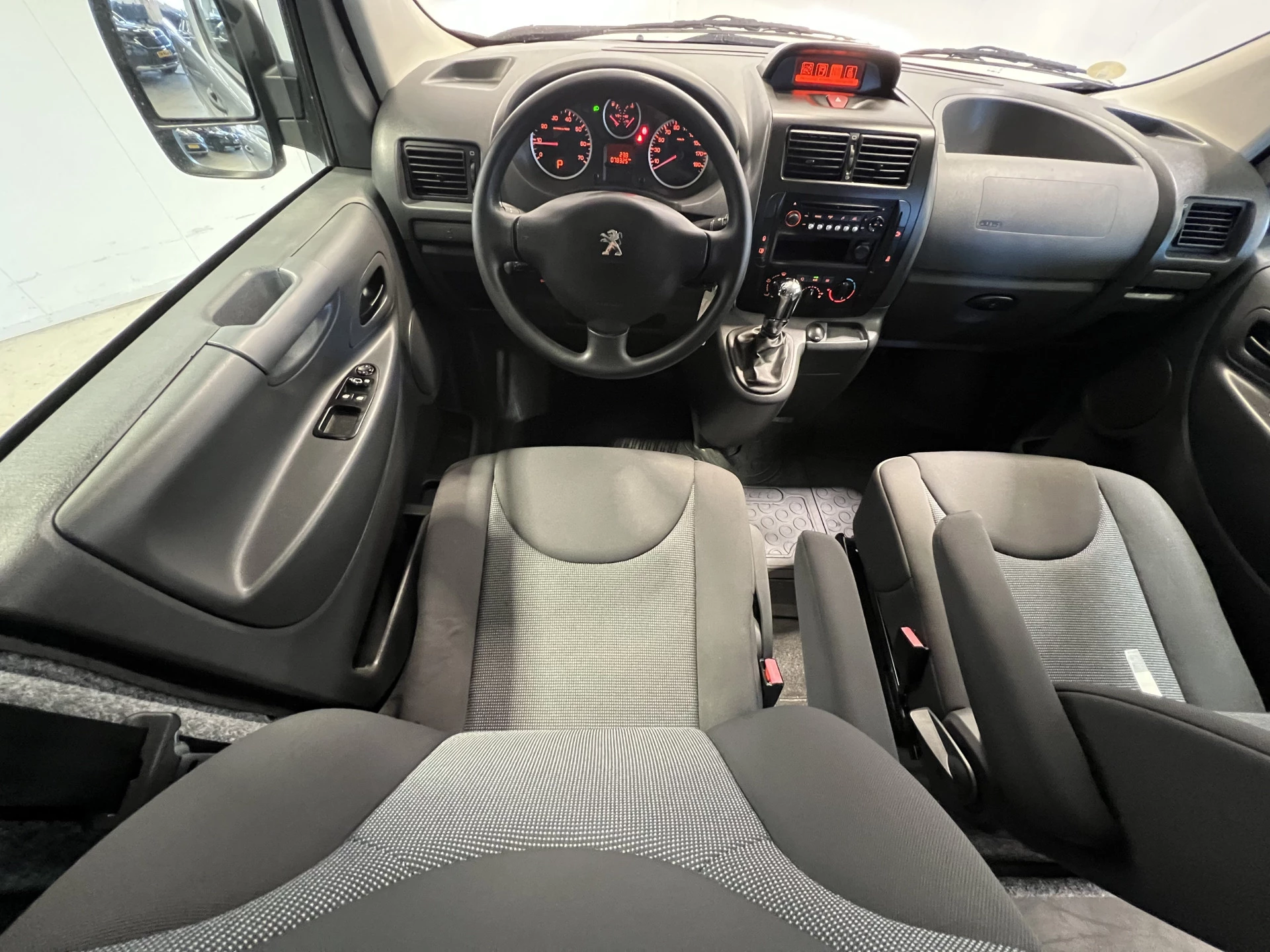 Hoofdafbeelding Peugeot Expert