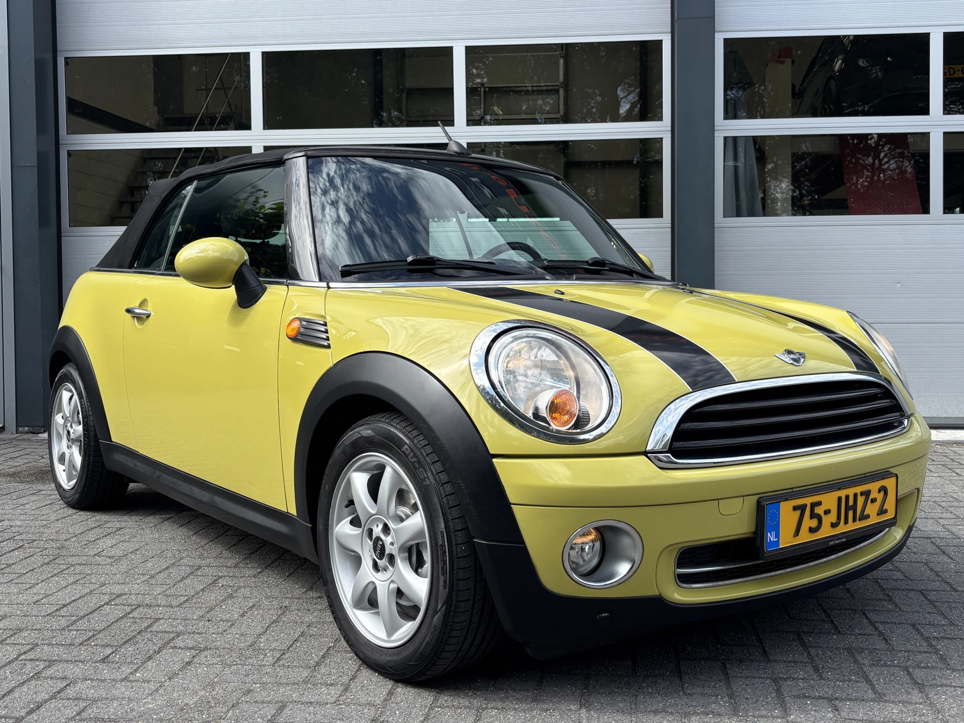 Hoofdafbeelding MINI Cooper Cabrio