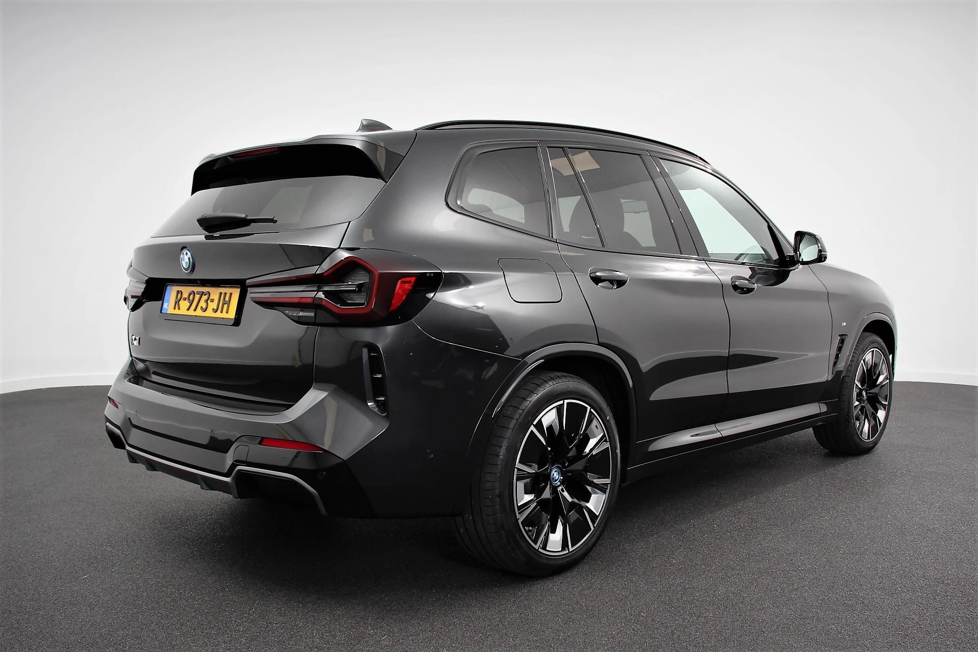 Hoofdafbeelding BMW iX3