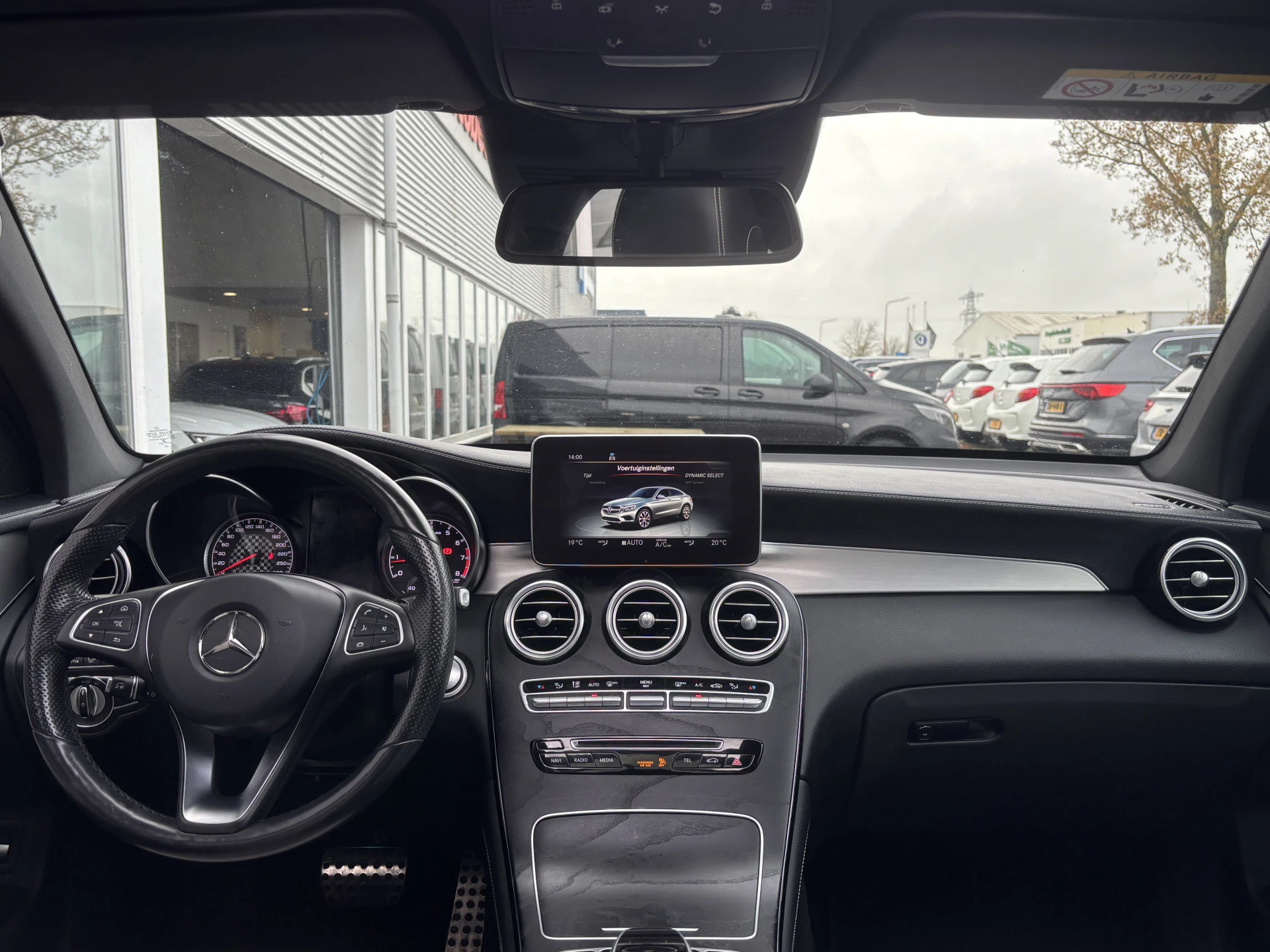 Hoofdafbeelding Mercedes-Benz GLC