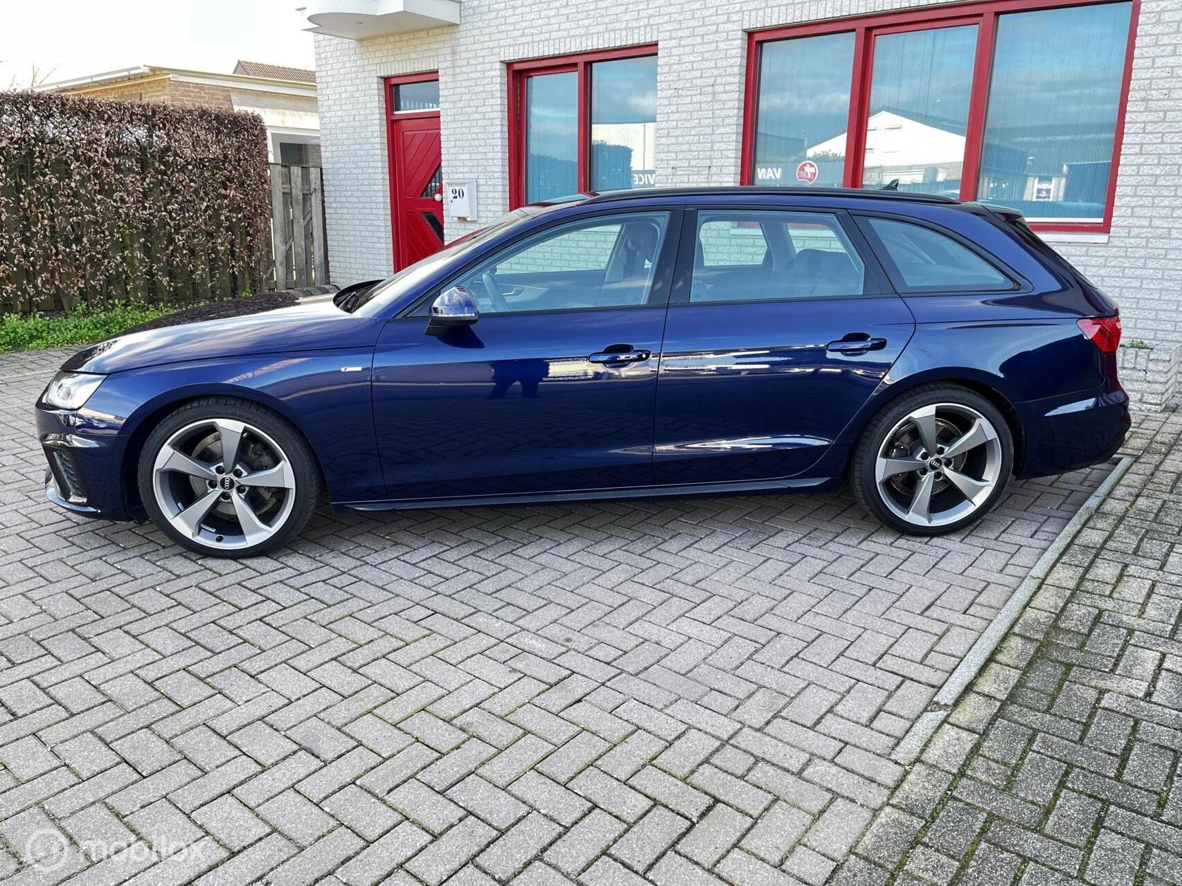 Hoofdafbeelding Audi A4