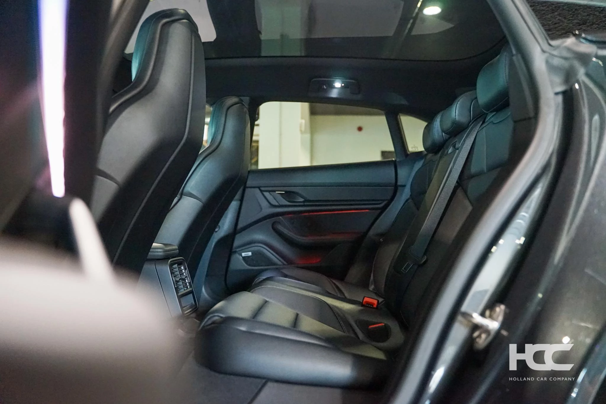 Hoofdafbeelding Porsche Taycan