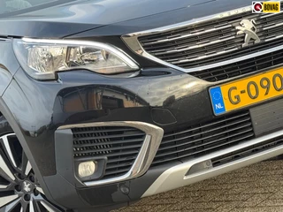 Peugeot 5008 1.2 PureTech Allure 130pk Automaat - Noir Perla Nera - 19''/7 zitter/Carplay