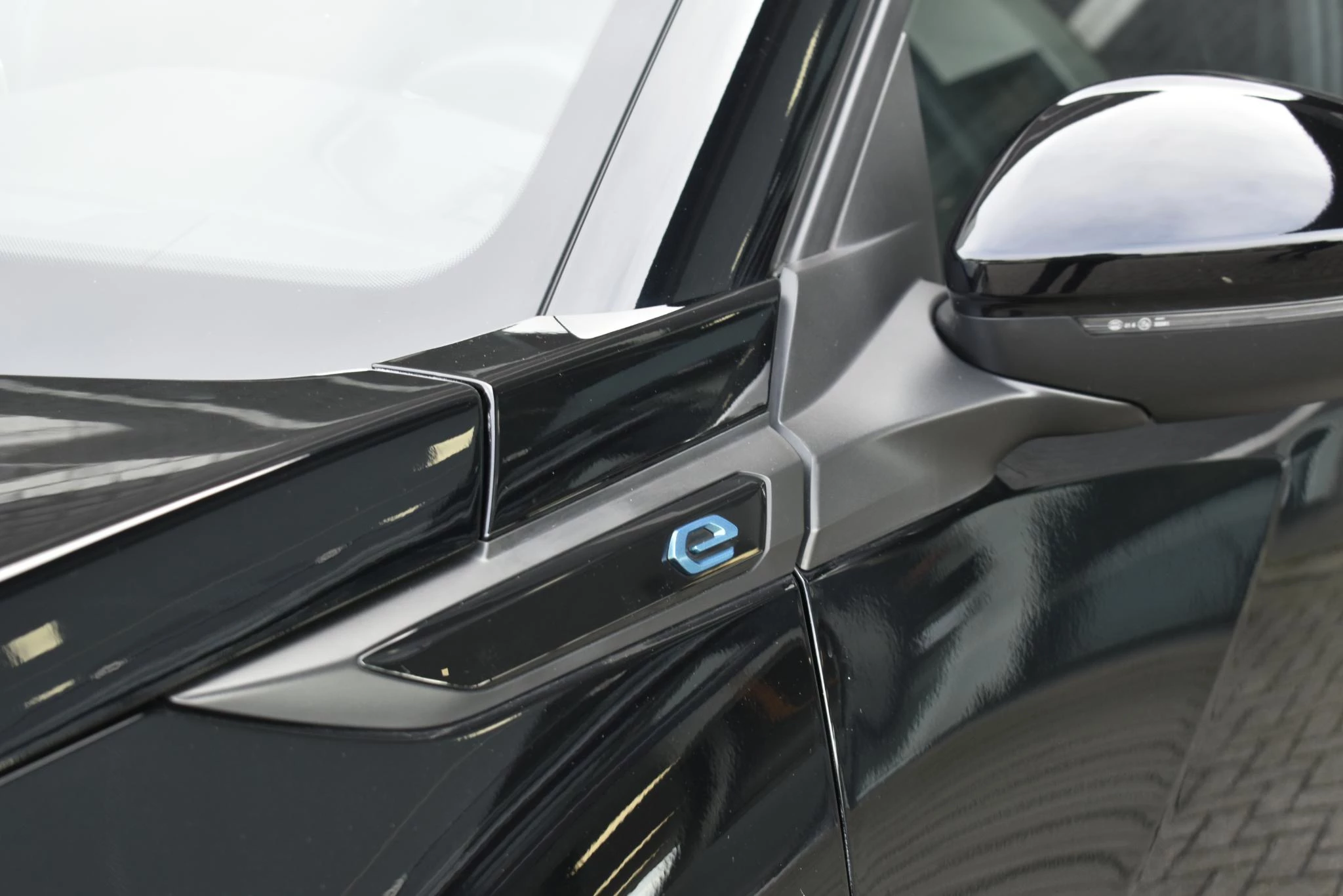 Hoofdafbeelding Peugeot e-2008