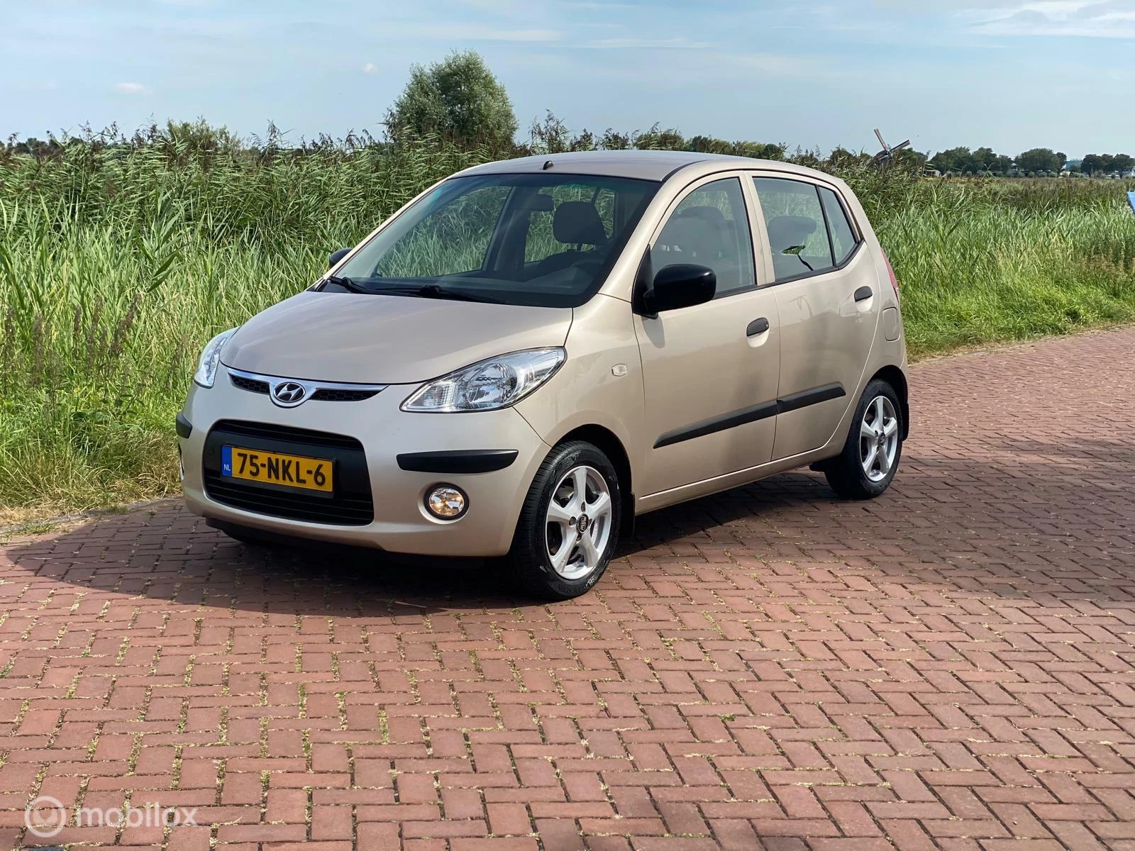 Hoofdafbeelding Hyundai i10