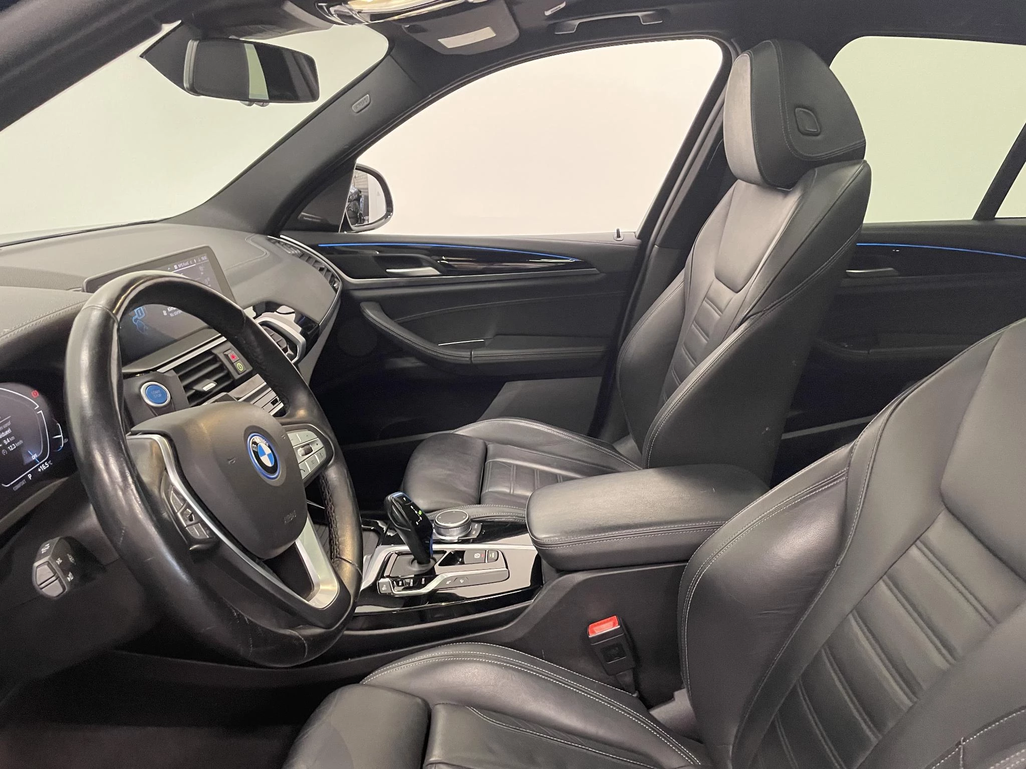 Hoofdafbeelding BMW iX3