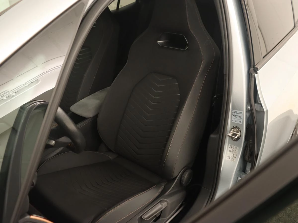 Hoofdafbeelding CUPRA Born