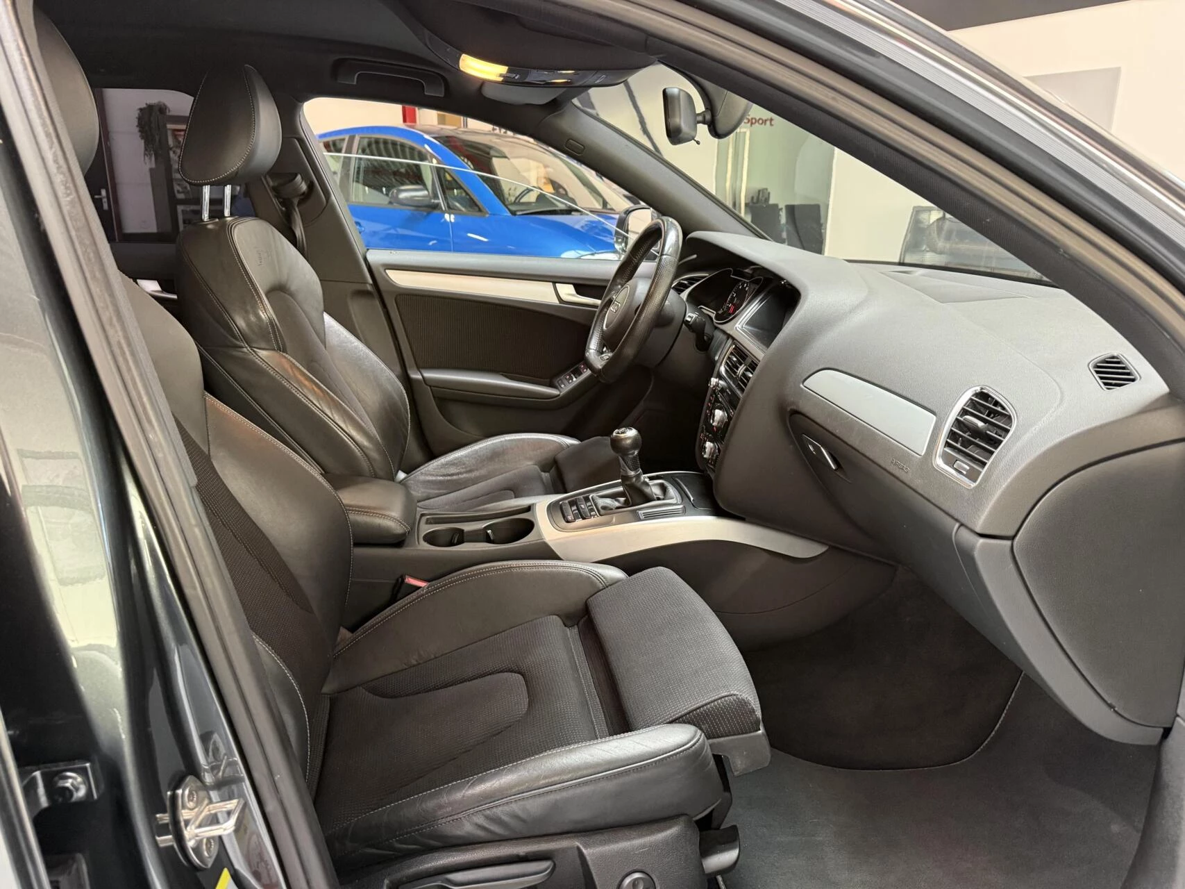 Hoofdafbeelding Audi A4